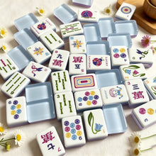 Mahjong Game Set Modern Mahjong Set, Mahjong Set, Light Blue Acrylic Tile Game with Floral Ladybug Design, Modern Home Mahjong Game and Gift