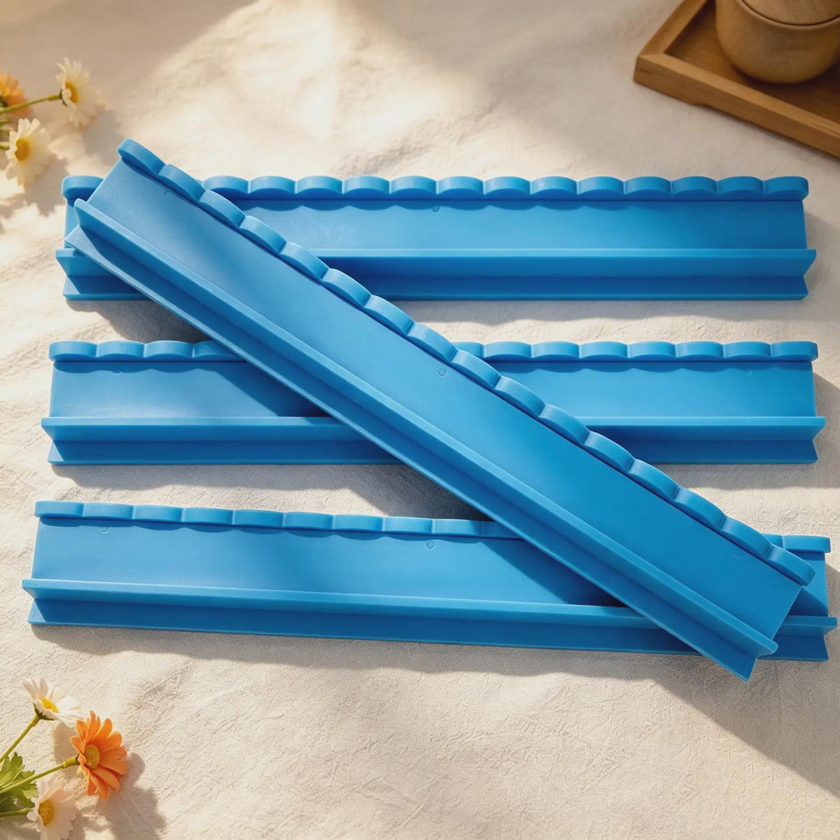 Mahjong Rack Set with Magnetic Pusher, Mahjong Pusher Set, Wooden Shell-Shaped Tile Organizer for American Mahjong Game Night